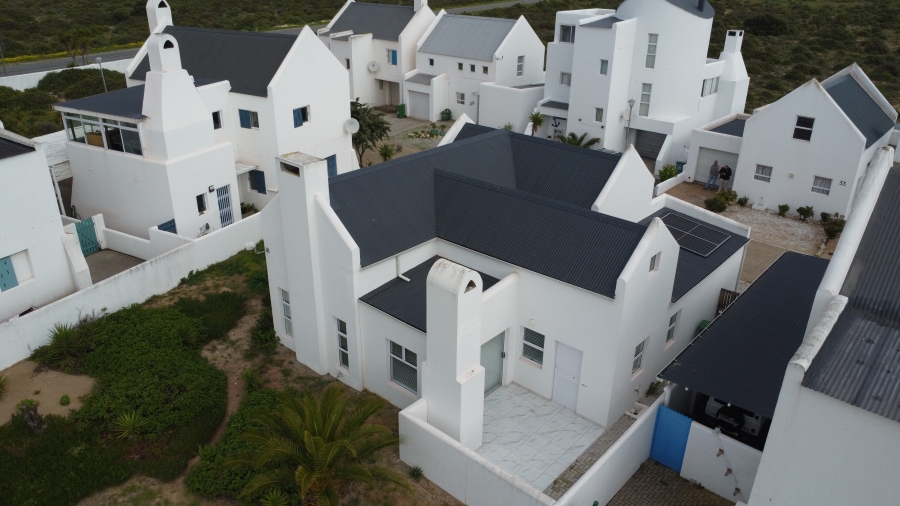 2 Bedroom Property for Sale in Lampiesbaai Western Cape